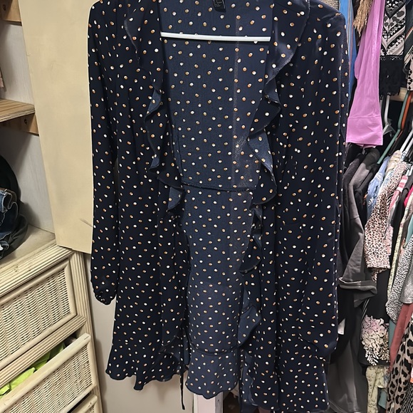 Forever 21 wrap dress - Picture 3 of 3